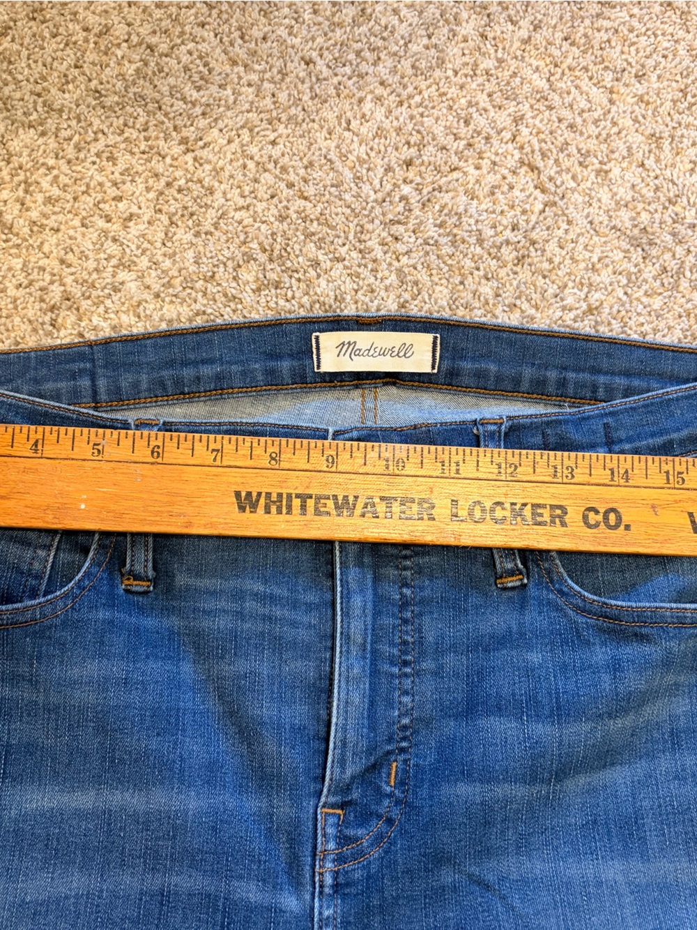 Madewell High-Rise Skinny Jeans in Dark Blue Wash - Picture 6 of 7